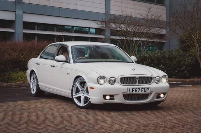 Jaguar Sovereign Supercharged  LWB