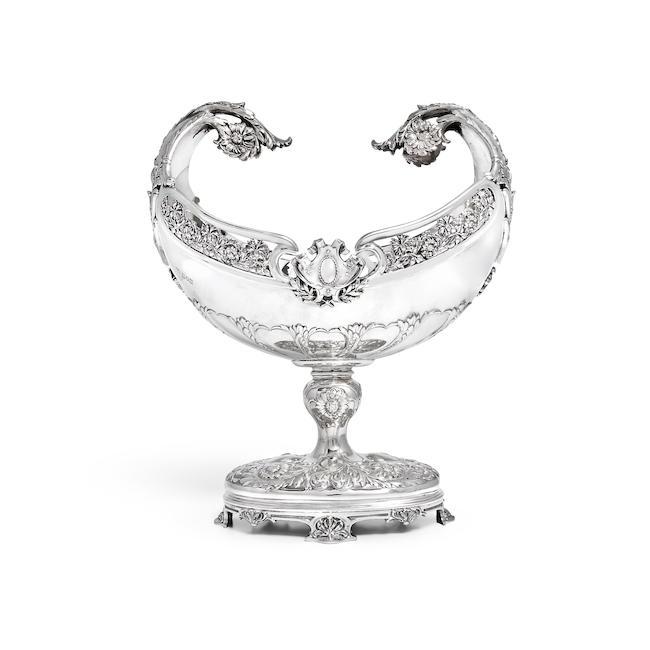 A good silver centrepiece bowl Mappin and Webb, London 1912
