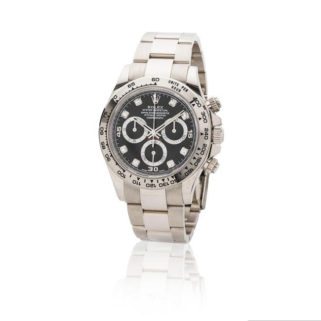 Rolex. A fine 18K white gold automatic chronograph bracelet watch with diamond set hour markers Rolex. Beau chronographe bracelet en or blanc 18K (750) avec index diamants mouvement automatique Cosmograph Daytona, Ref: 116509, Purchased 7th March 2022
