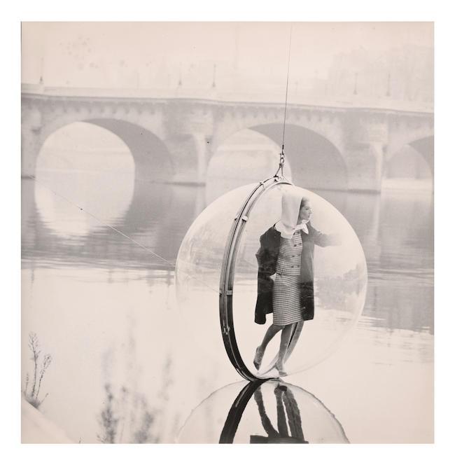Melvin Sokolsky(1933-2022)On the Seine (Simone D'Aillencourt) (for 'Harper's Bazaar')