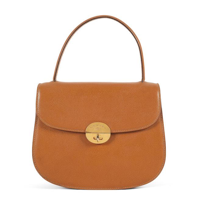 Lancel. Sac de jour en cuir grainé camel.