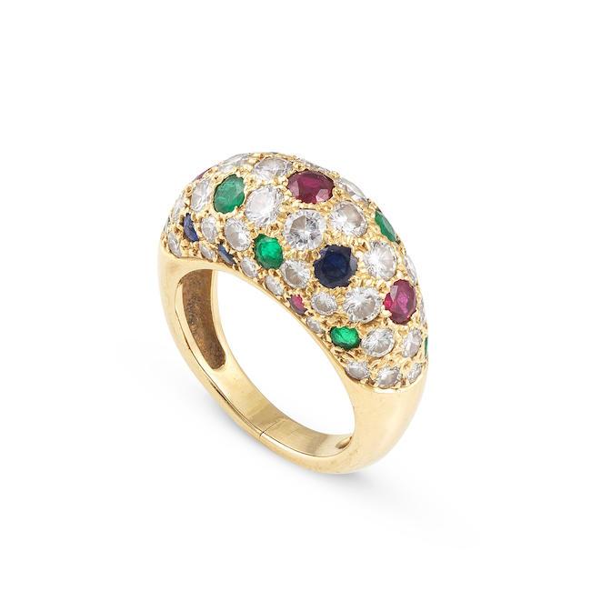VAN CLEEF & ARPELS: BAGUE RUBIS, SAPHIRS, EMERAUDES ET DIAMANTS
